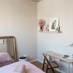 شقة Penthouse Living In The Heart Of *