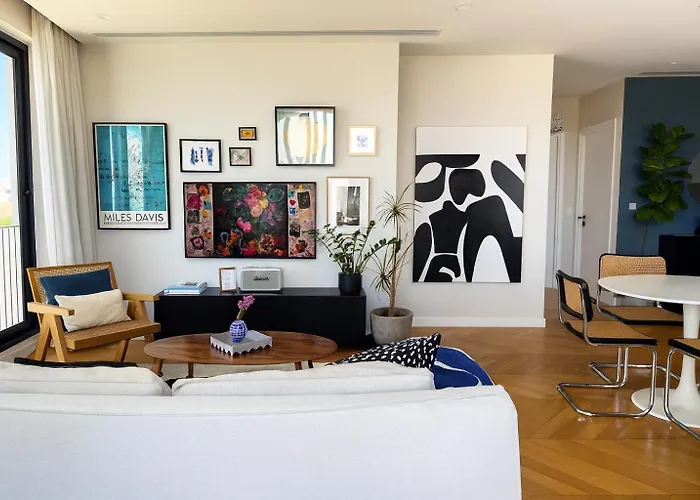 公寓 Penthouse Living In The Heart Of *