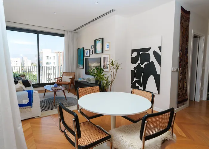 Διαμέρισμα Penthouse Living In The Heart Of *