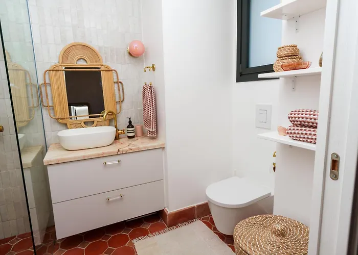 Apartment Penthouse Living In The Heart Of Nicosia