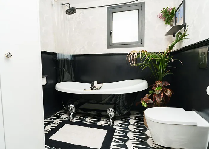 Penthouse Living In The Heart Of * Λευκωσία